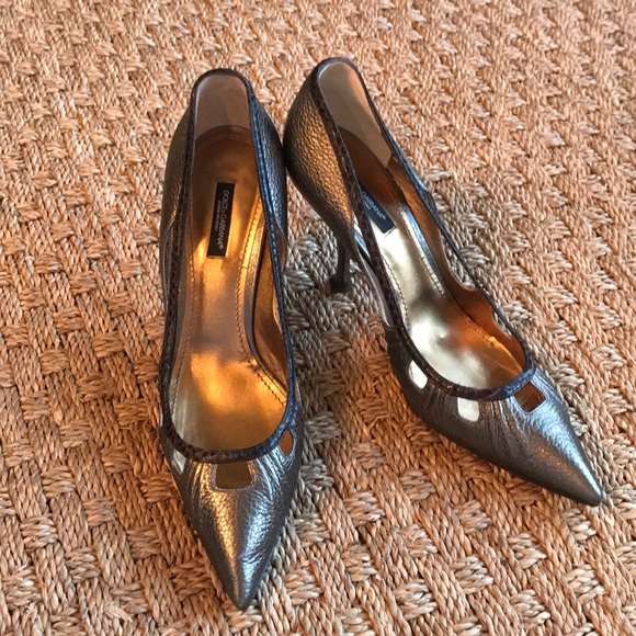 Dolce & Gabbana Shoes - Dolce & Gabbana metallic pumps